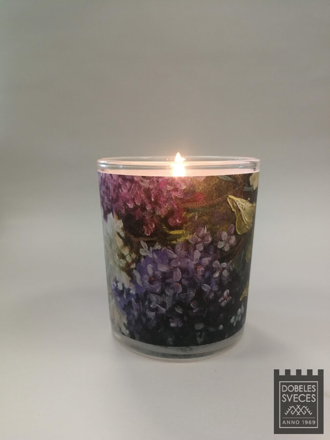 "DOBELES CERIŅI" - svece stikla glāzē ar maigu ceriņu aromātu