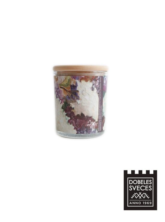 "DOBELES CERIŅI" - svece stikla glāzē ar maigu ceriņu aromātu